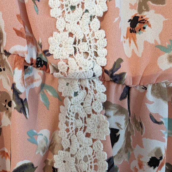 Collective Concepts | Bimini Peplum Blouse | Pink & Cream | M - Picture 4 of 6